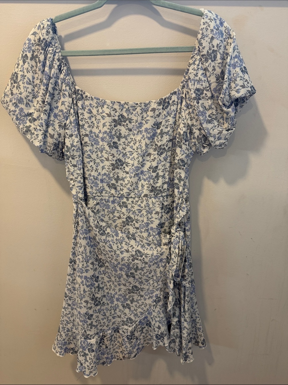 Trixxi Blue and White Floral Puff-Sleeve Wrap Mini Dress